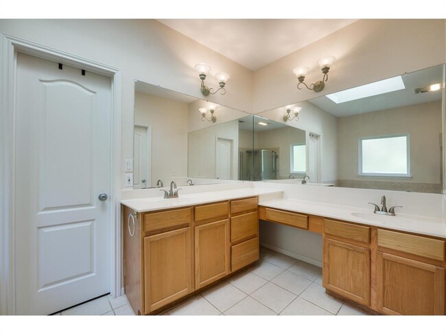 Building Photo - 6710 Breezy Pass