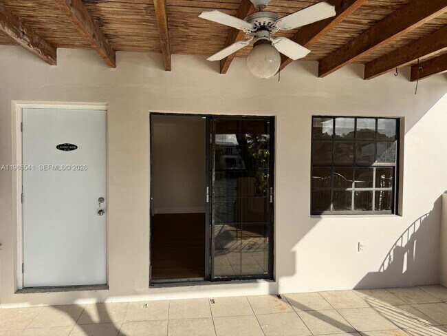 Building Photo - 7520 W 15th Ct