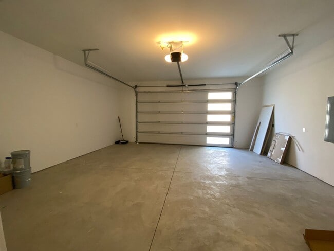 Building Photo - 3 Bedroom | 2.5 Bath Home in White Salmon