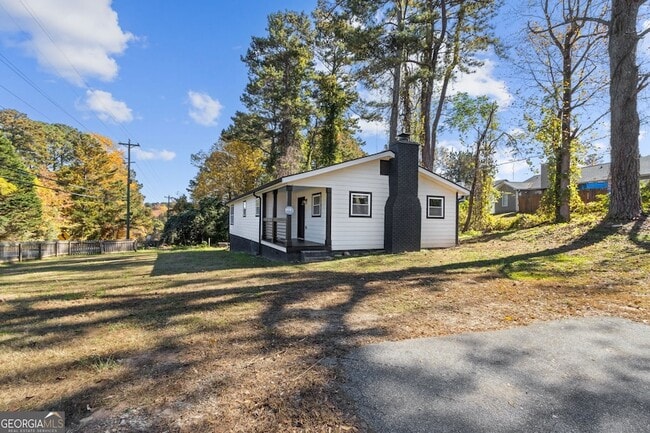 Building Photo - 597 Paper Mill Rd