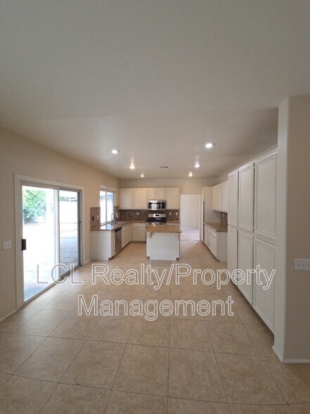 Building Photo - 42851 Camino Alagon