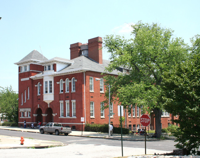 Building Photo - The Rosedale Apartments