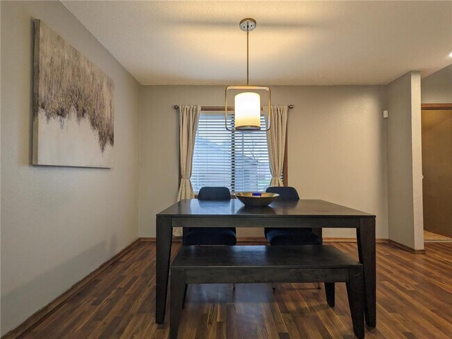 Building Photo - 1205 63rd Ln