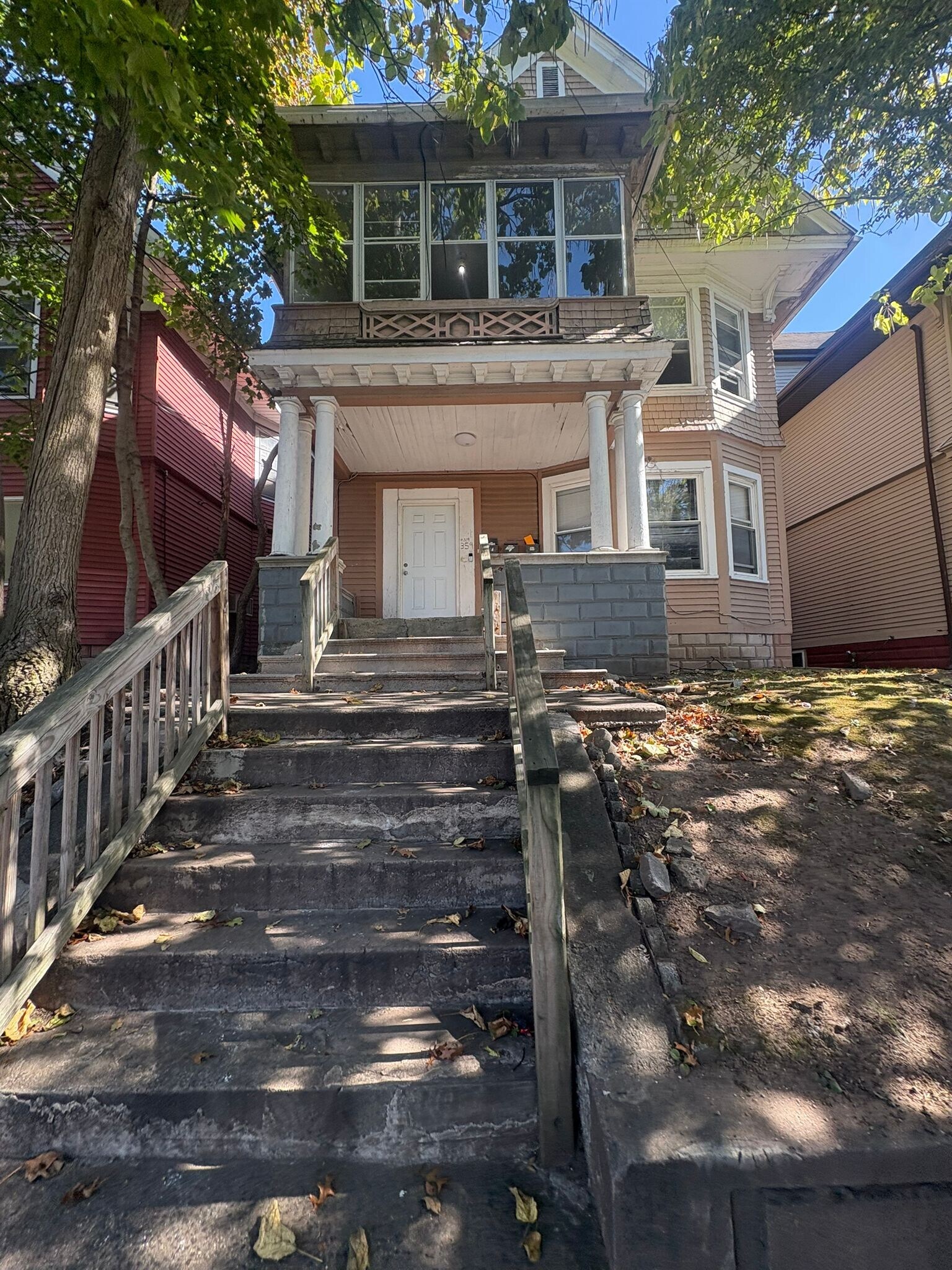 Building Photo - 359 Sherman Ave