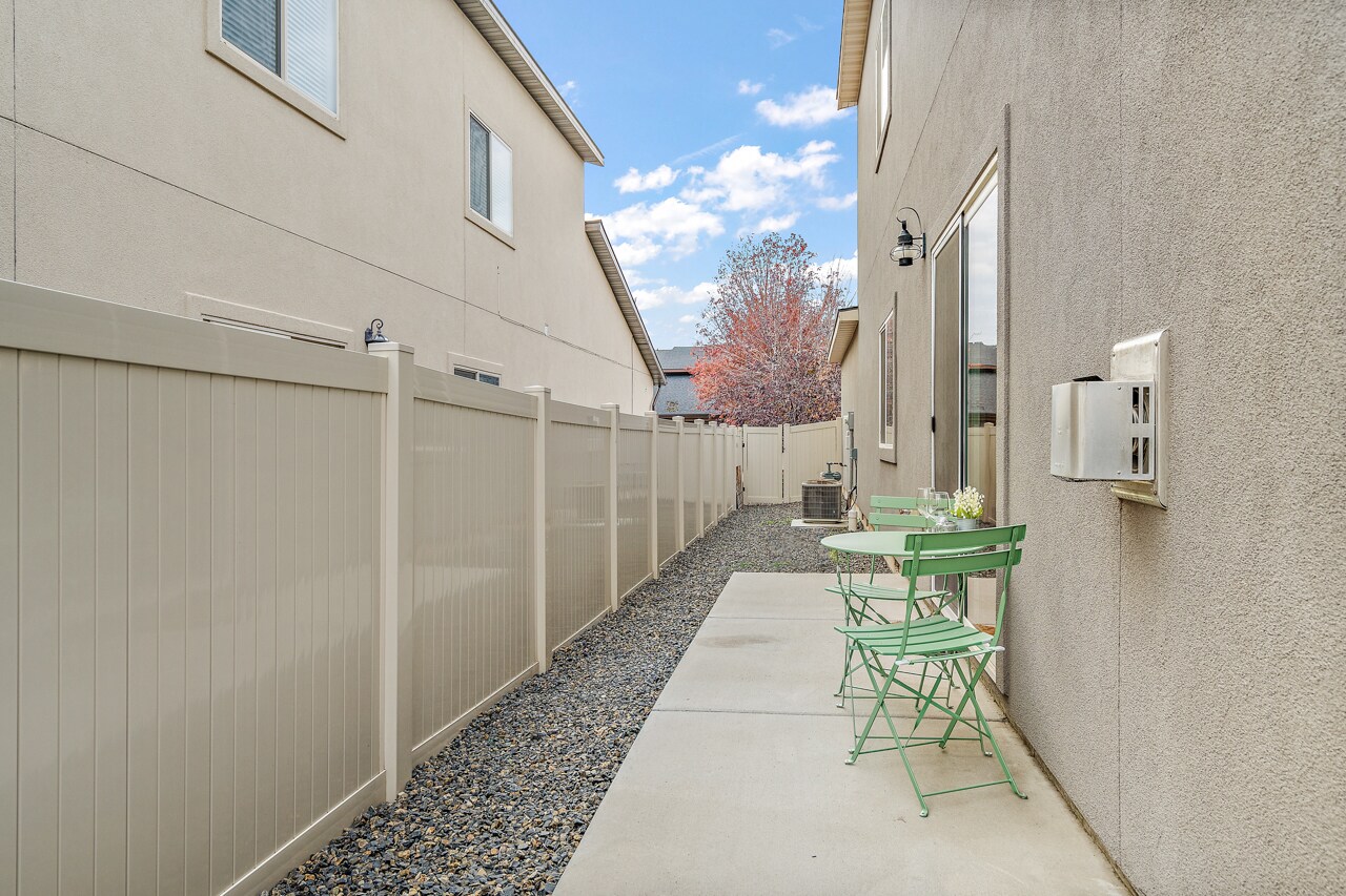 Building Photo - 2900 N Villere Ln