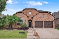 Building Photo - 605 Fenceline Dr