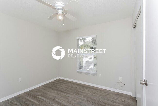 Building Photo - 3 Bedroom Pet-Friendly Home in North Port, FL with Main Street Renewal