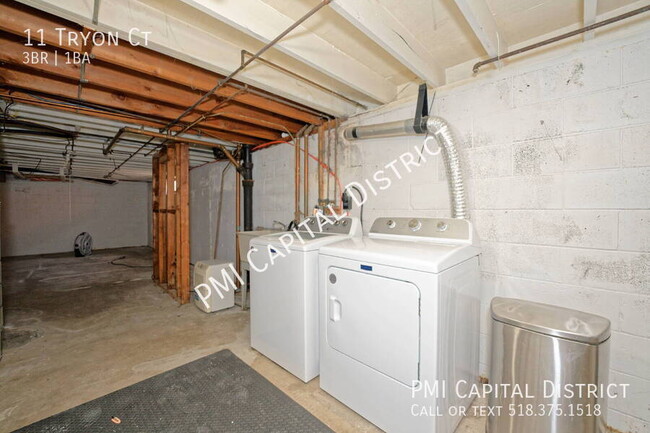 Building Photo - 11 Tryon Ct