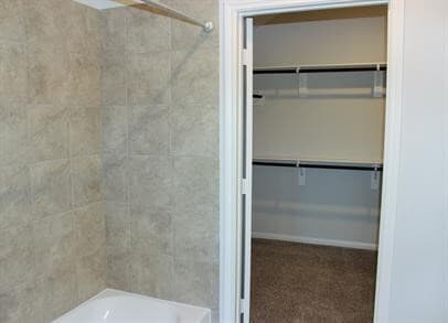 Building Photo - 38356 Park View Dr