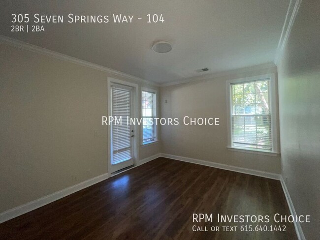 Building Photo - 305 Seven Springs Way