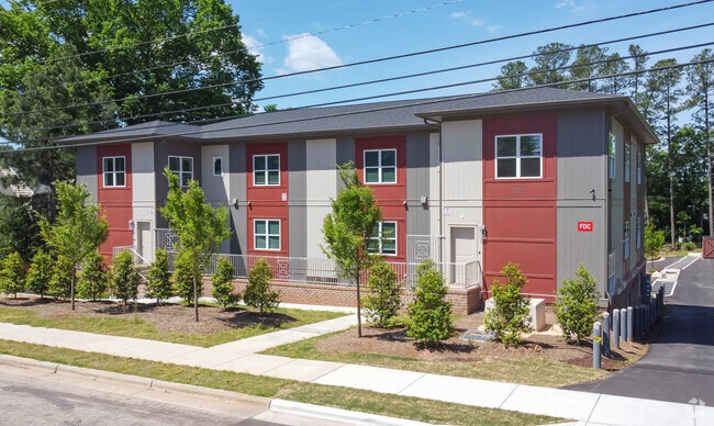 Primary Photo - Lofts at Lineberry