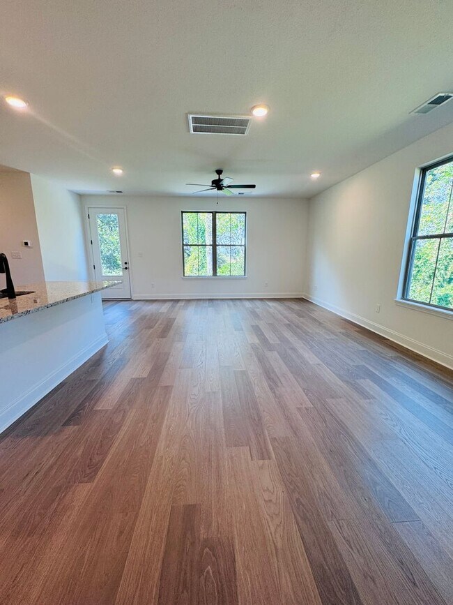 Building Photo - Marigold Floorplan in Bennett Village