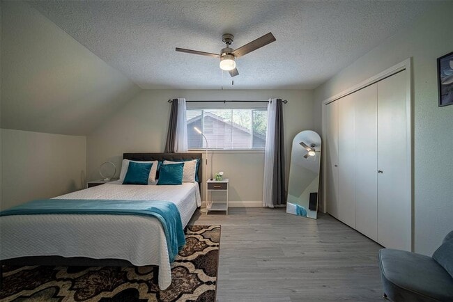 Building Photo - 11530 Green Glade Dr