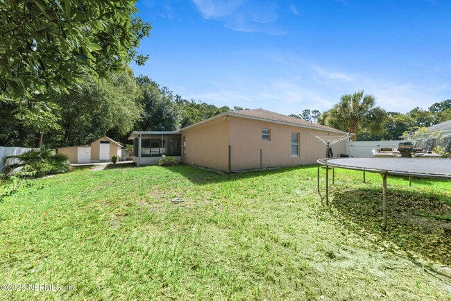 Building Photo - 2656 Lantana Lakes Dr E