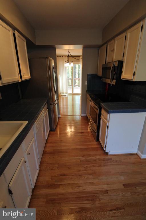 Building Photo - 6055 Meyers Landing Ct