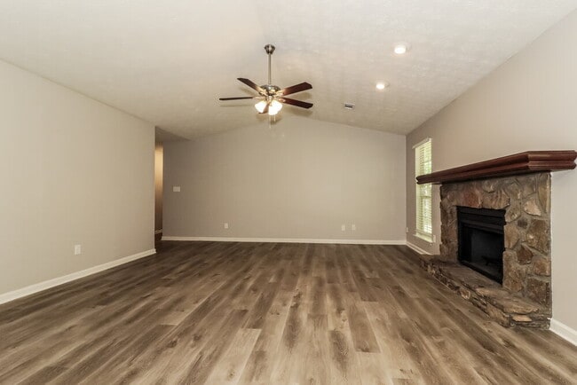 Building Photo - 476 Ridgedale Way