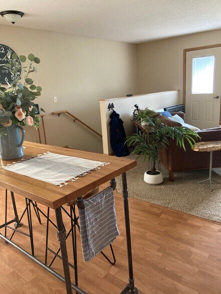 Building Photo - 226 W South St