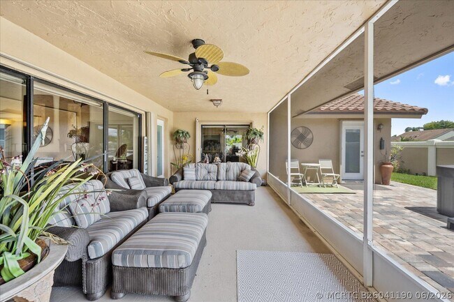Building Photo - 1654 Farmington Cir
