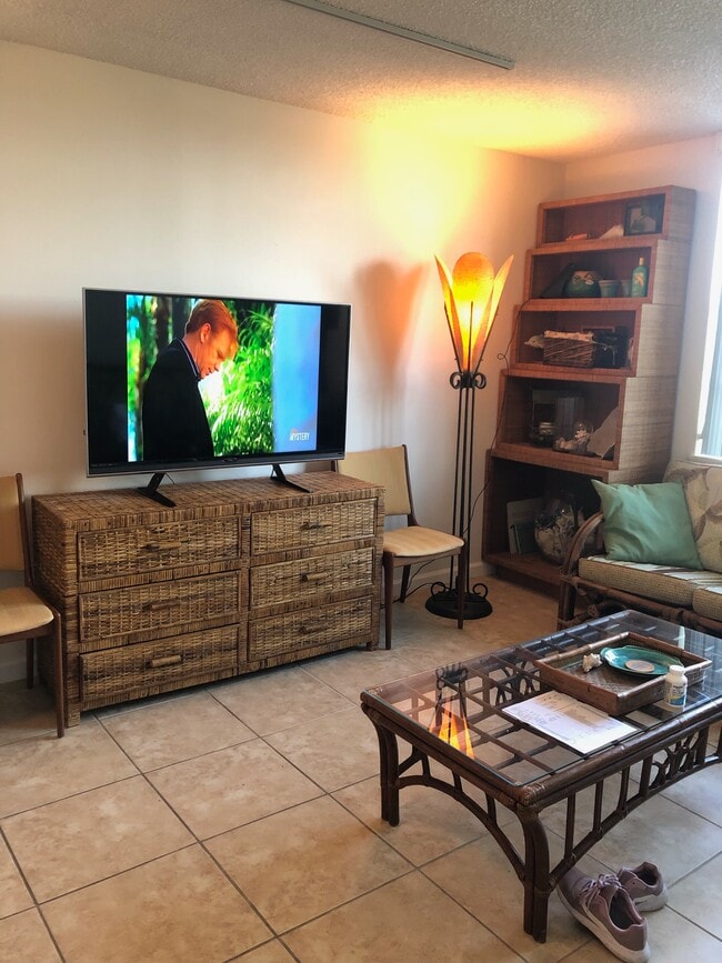 Building Photo - 3000 N Ocean Blvd