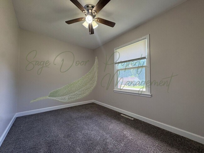 Building Photo - SINGLE FAMILY HOME IN RAYTOWN!!!