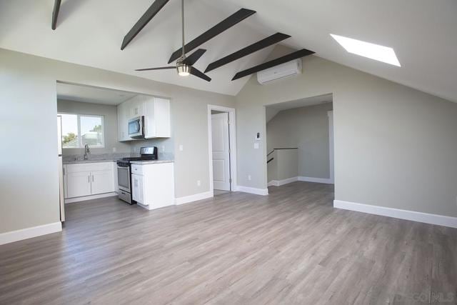 Building Photo - 931 21st St