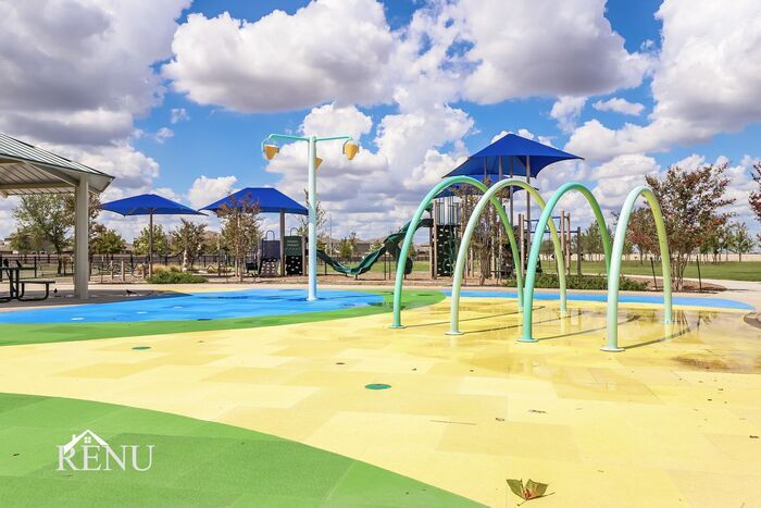 Building Photo - 2942 Jackson Smt