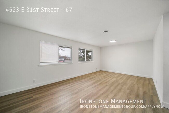 Building Photo - 4523 E 31st St