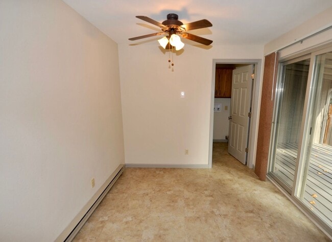 Building Photo - 2 bed 2 bath Hayden rancher duplex