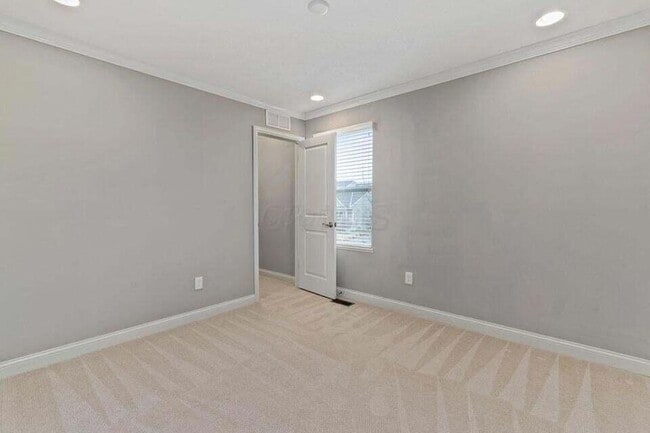 Building Photo - 5912 Danann Dr