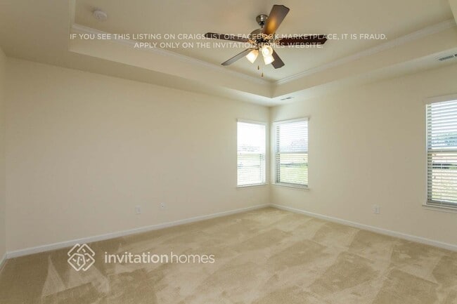 Building Photo - 457 Augustus Lane