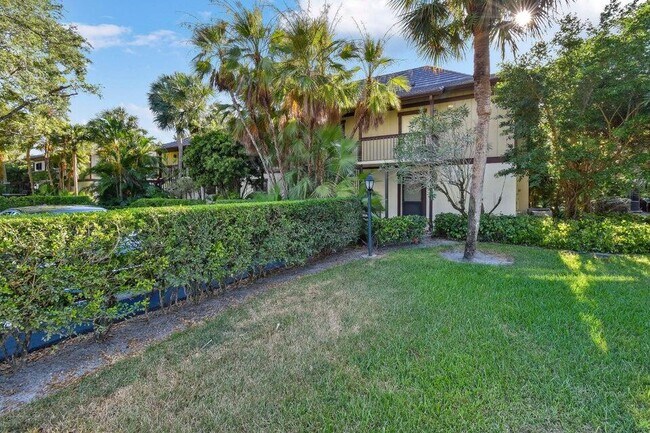 Building Photo - 13334 Polo Club Rd