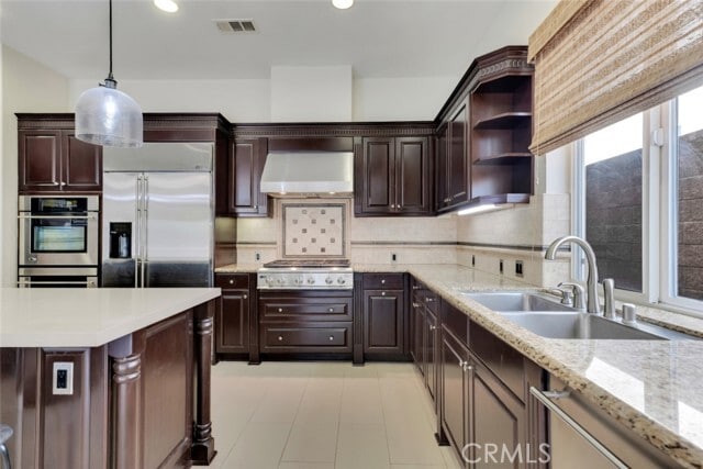 Building Photo - 12826 N Vía Donatello