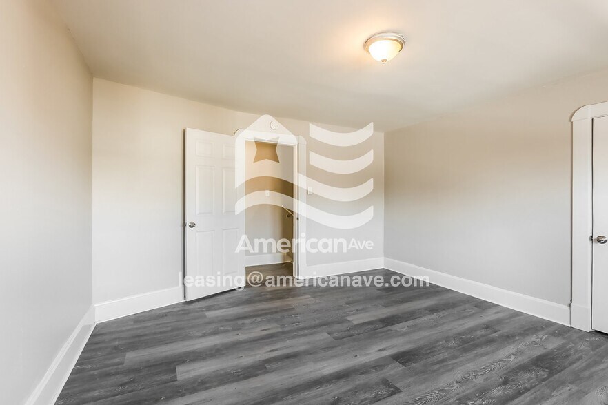 Building Photo - 1230 St Peter St