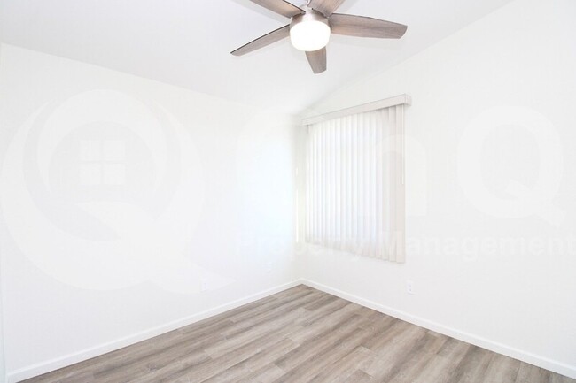 Building Photo - 14646 N 90th Dr