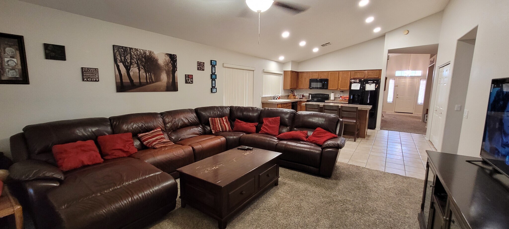 Building Photo - 7554 W Cholla St