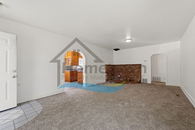 Building Photo - 9811 N Ramsey Rd