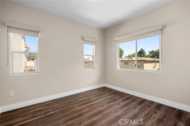 Building Photo - 1224 Stanley Ave