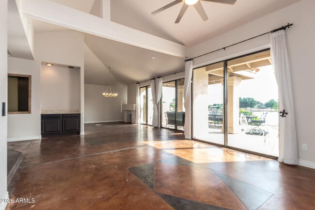 Building Photo - 10113 N 103rd St