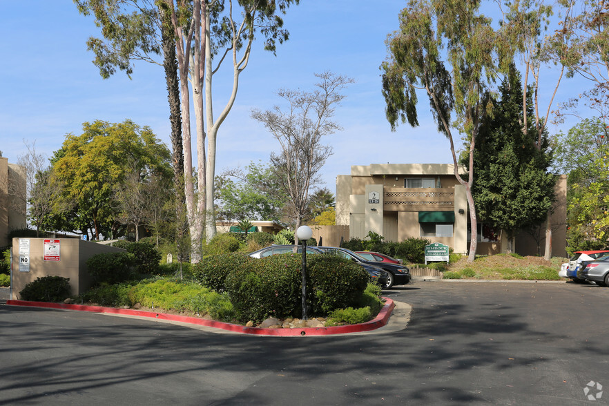 Building Photo - Rimrock Apartments