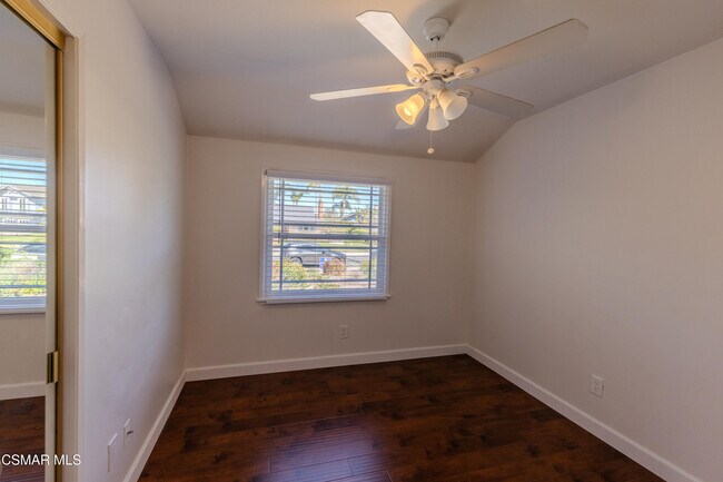 Building Photo - 569 S Danville Ave