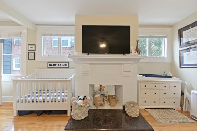 Building Photo - 259 14th St NE