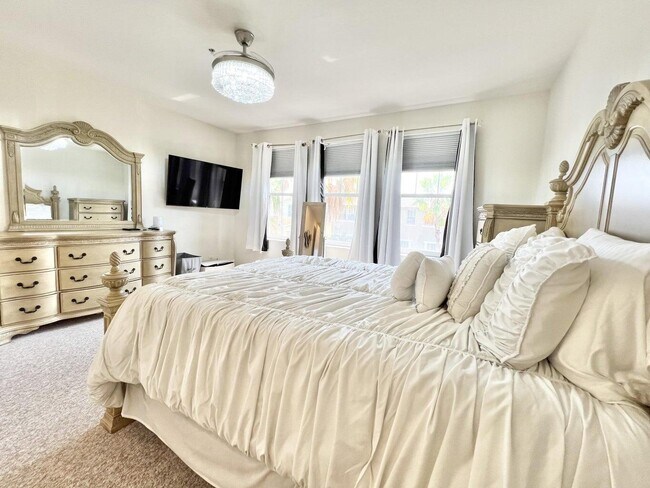 Building Photo - 840 Marina Del Ray Ln