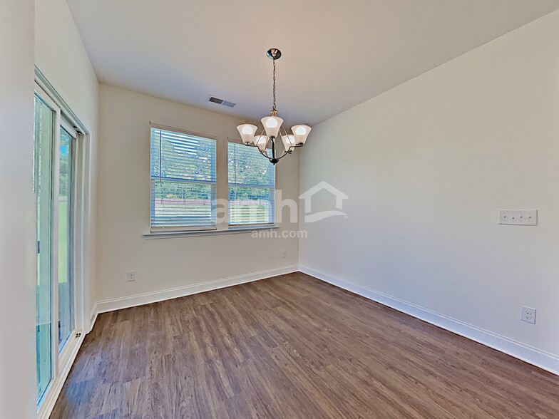 Building Photo - 13009 Wishsong Ct