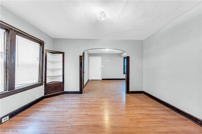 Building Photo - 7001 Velma Ave