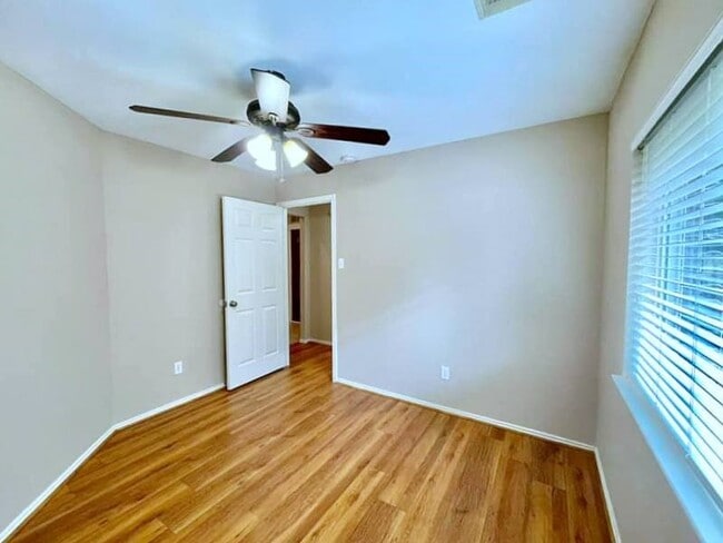 Building Photo - 4714 Plantation Colony Dr