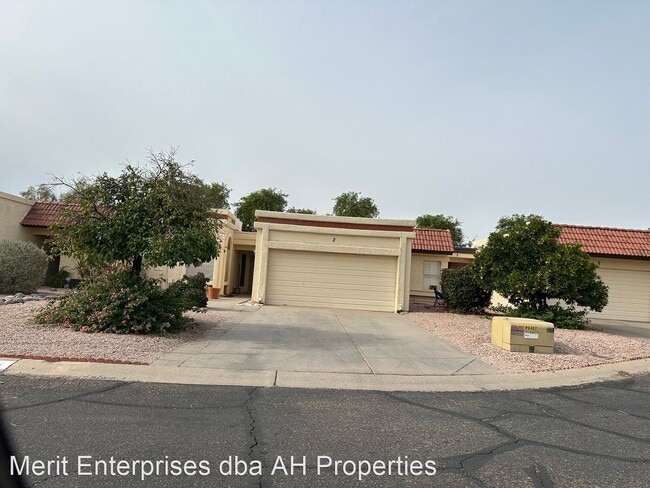 Building Photo - 3 br, 2 bath House - 7006 E JENSEN ST #2