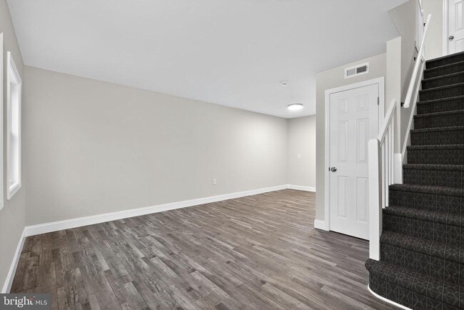 Building Photo - 5706 Mitchell Rd