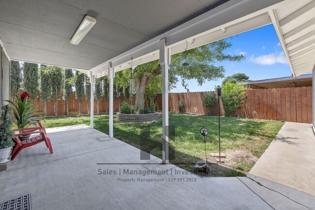 Building Photo - 1637 Paradise Ave