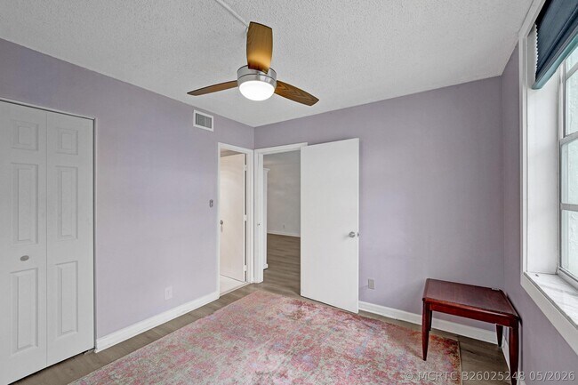 Building Photo - 9470 Poinciana Pl