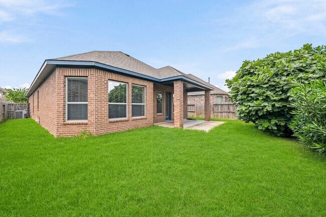 Building Photo - 10906 Perennial Mist Dr